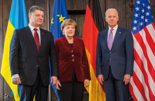 Merkel_Poro_Biden_msc2015